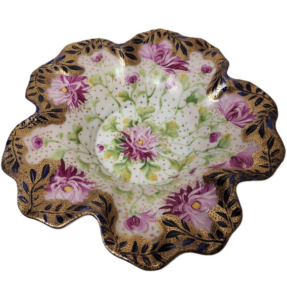 Antique 3 Footed Moriage Floral Nippon Hand Painted Nut Bowl w/Gold Leaf Detail - Picture 3 of 9